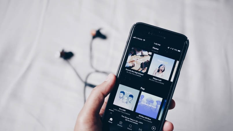 usar spotify escuchar música en dos dispositivos