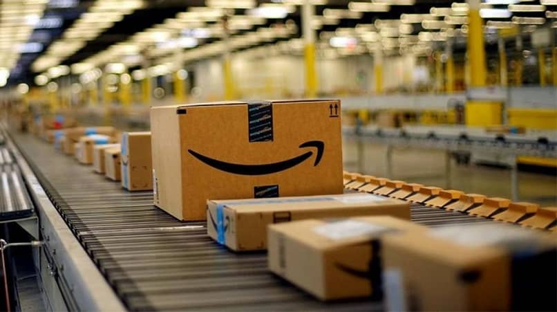 caja de almacenamiento de Amazon en stock