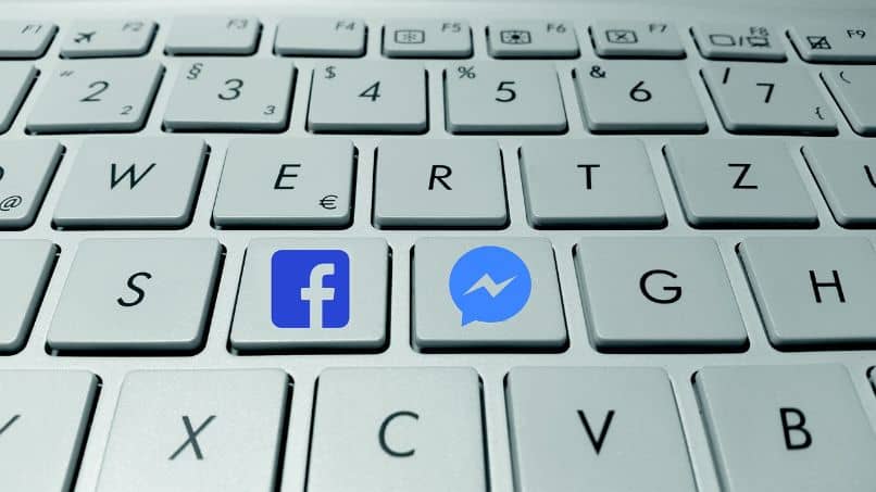 teclado crear historias de facebook