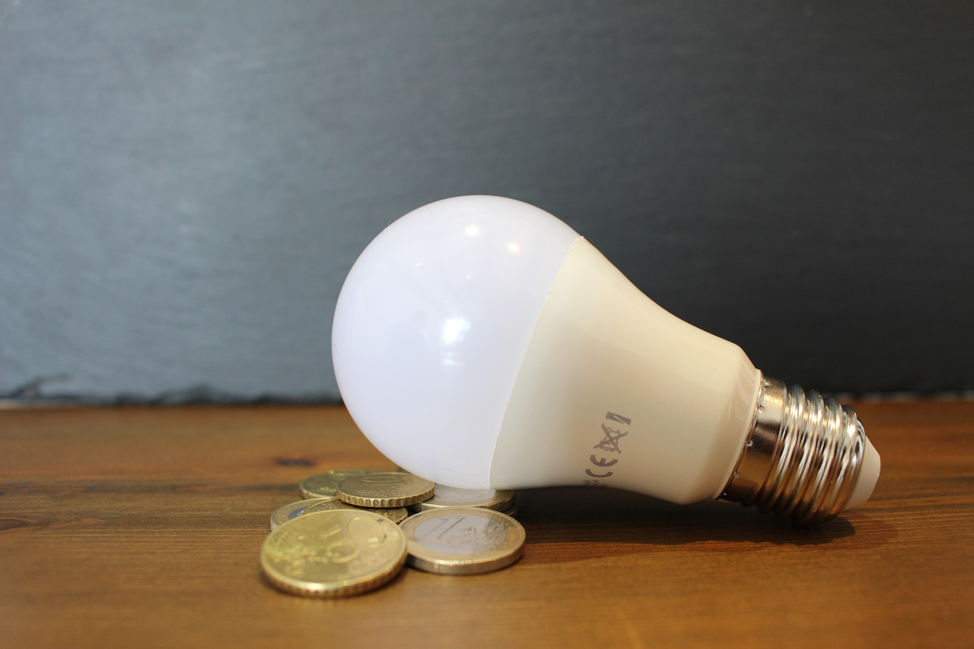 Cómo calcular cuánto tienes que pagar en la factura de la luz reduciendo el IVA