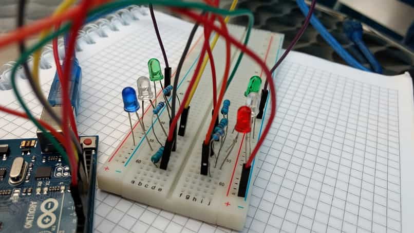 Cómo crear un reloj con un Arduino desde cero: aprenda fácilmente