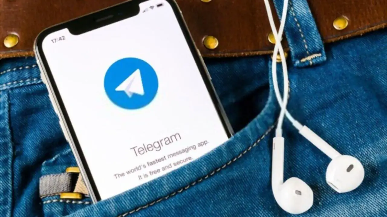 ▶ Cómo ganar dinero en Telegram con bots e inteligencia artificial